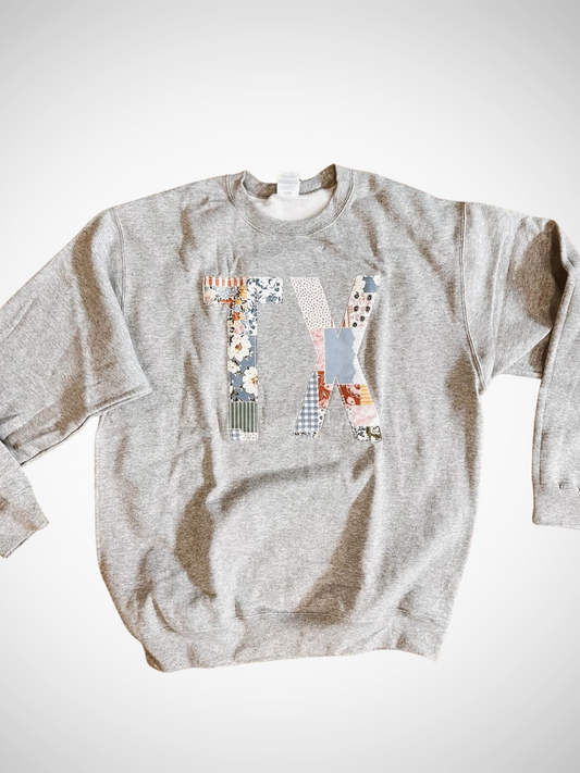 State Patchwork Sweatshirt – Oversized Letter Appliqué